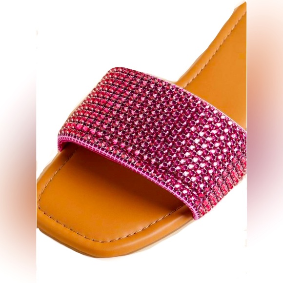 🛑SOLD🛑⭐️SALE⭐️EUC🌸TORRID Pink Rhinestone Sandals🌸 - Picture 10 of 11